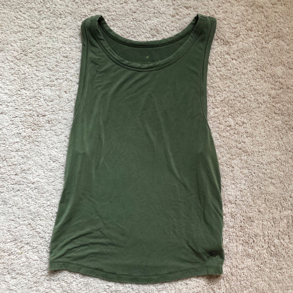 Assorted tank tops